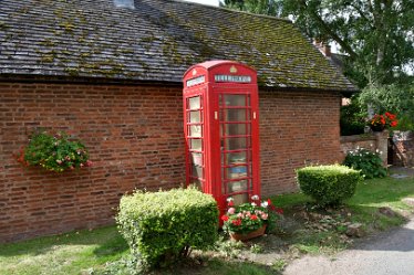 MR-DSH_1762_2960 Village library Elford and River Tame: August: Village library: © 2022 Martin Robinson