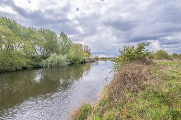 F21_1198r1 29th April 2021: Branston Leas Nature Reserve: River Trent looking roughly south (upstream): © Paul L.G. Morris