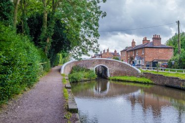 F21_4368r1 August 2021: Fradley Junction and Pool: © 2021 Paul L.G. Morris