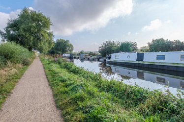 F21_6702r1 Fradley Junction to Alrewas canalside walk. September 2021: Paul L.G. Morris