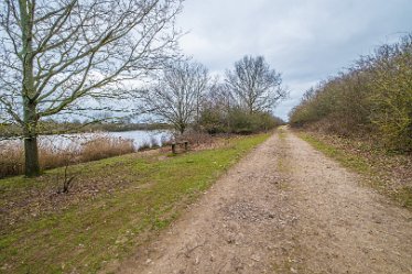 F23_0282r1 Croxall Lakes toddler walk. February 2023: © Paul L.G. Morris