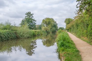 F21_7086r1 Fradley Junction to Alrewas canalside walk. September 2021: Paul L.G. Morris