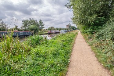 F21_7119r1 Fradley Junction to Alrewas canalside walk. September 2021: Paul L.G. Morris