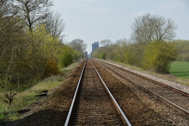 MR-DSE_9378 17th April 2021: Hatton-Rolleston Circular Walk: © 2020-2021 Martin Robinson: Railway