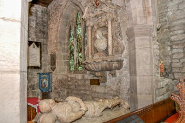 MR_DSG_2021_744 14th Century alabaster figure of a knight in armourj1 Repton to Newton Solney extended route: 27th March: © 2022 Martin Robinson