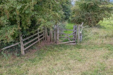F20B8103r2 2nd October 2020: Rocester walk: This is the stile you need to aim for