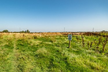 F23_3557r1 4th September 2023: Trent Valley Way near Swarkstone Quarry: © 2023 Paul L.G. Morris: