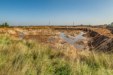 F23_3560r1x2j1 4th September 2023: Trent Valley Way near Swarkstone Quarry: Panoramic view of the workings: © 2023 Paul L.G. Morris: