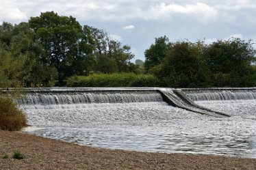 MR_DSH_2592_3384 Weir Tutbury and the River Dove: 18.09.2022: © 2022 Martin Robinson: Weir