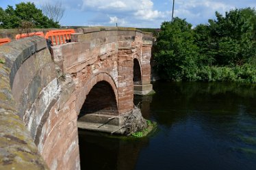 MR-DSH_2074_3025 Fisherwick Road Bridge Elford and River Tame: August: Fisherwick Road Bridge: © 2022 Martin Robinson